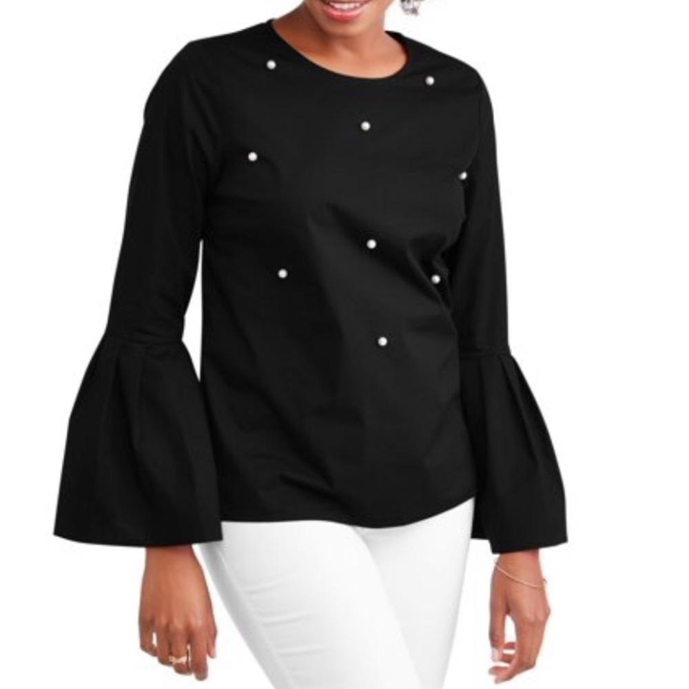 Black blouse with pearls